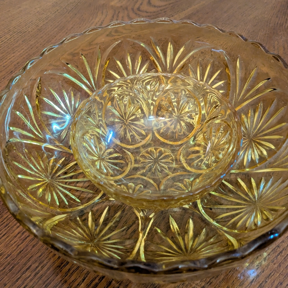 Vintage Amber Glass Nesting Bowls - Picture 4 of 4